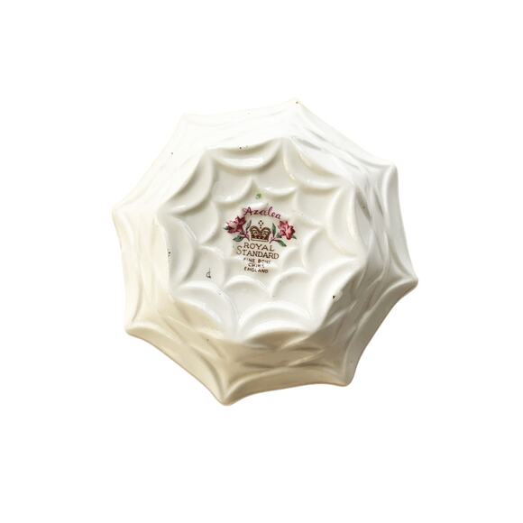 Royal Standard Azalea 8 sided Ring Holder or Dipping Dish - Picture 4 of 4